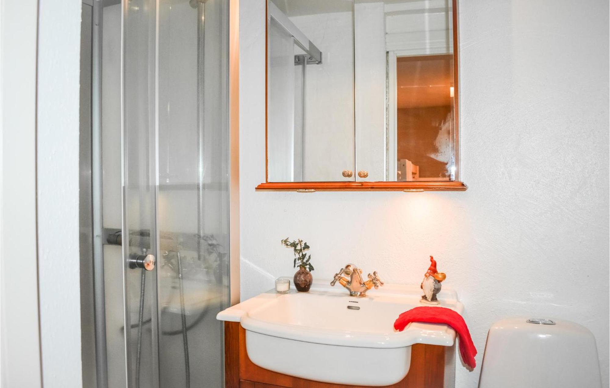 1 Bedroom Amazing Apartment In יסטאד מראה חיצוני תמונה